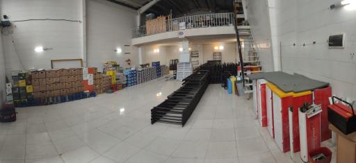 عکس درب اتوماتیک کلانتری ایمن سیستم