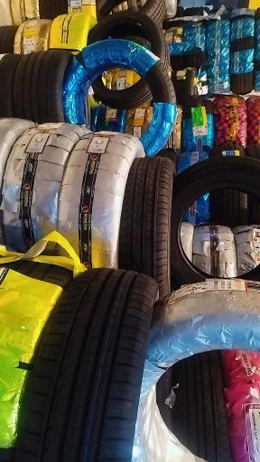 عکس لاستیک فروشی خالدی