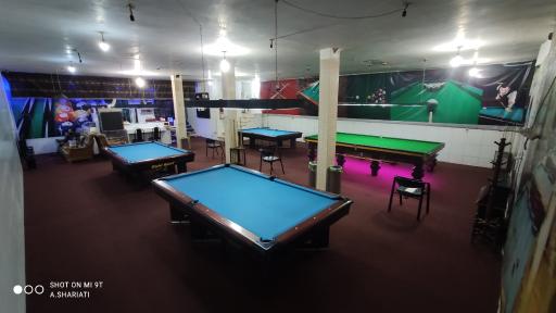 عکس باشگاه بیلیارد گلها 