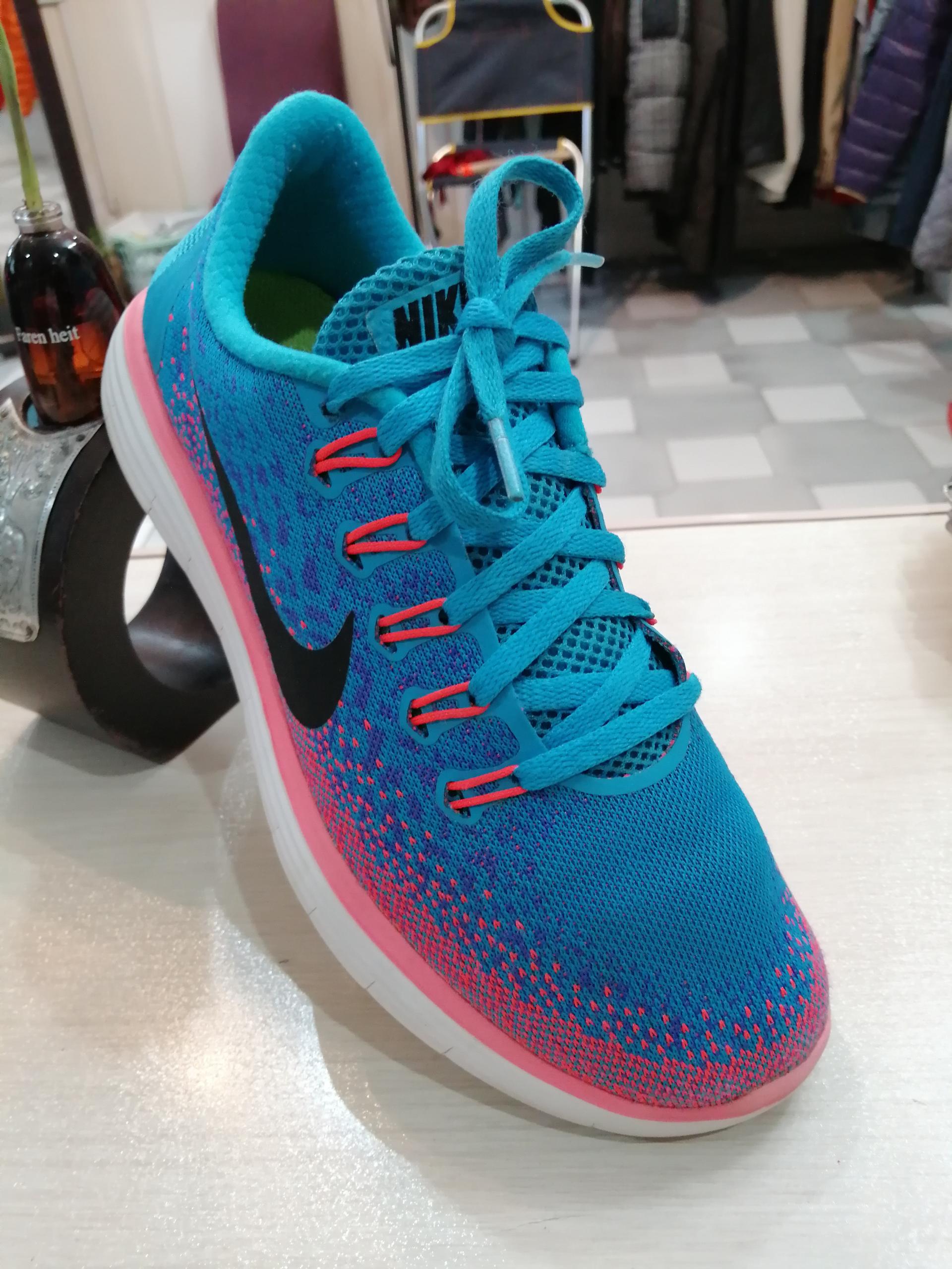 عکس کفش استوک لگا