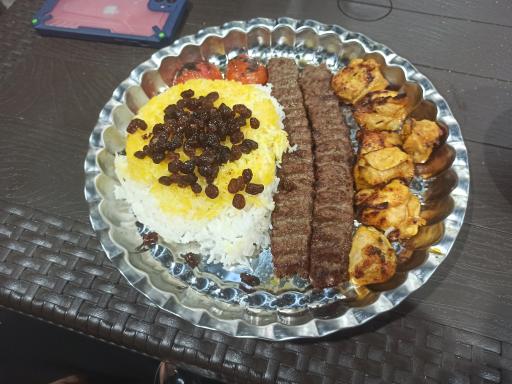 عکس آشپزخانه و کبابی خاتون