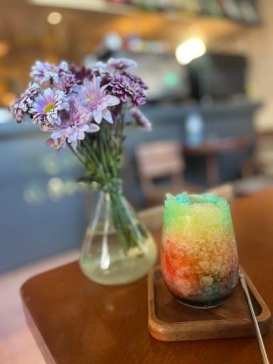 عکس کافه کتاب امید 