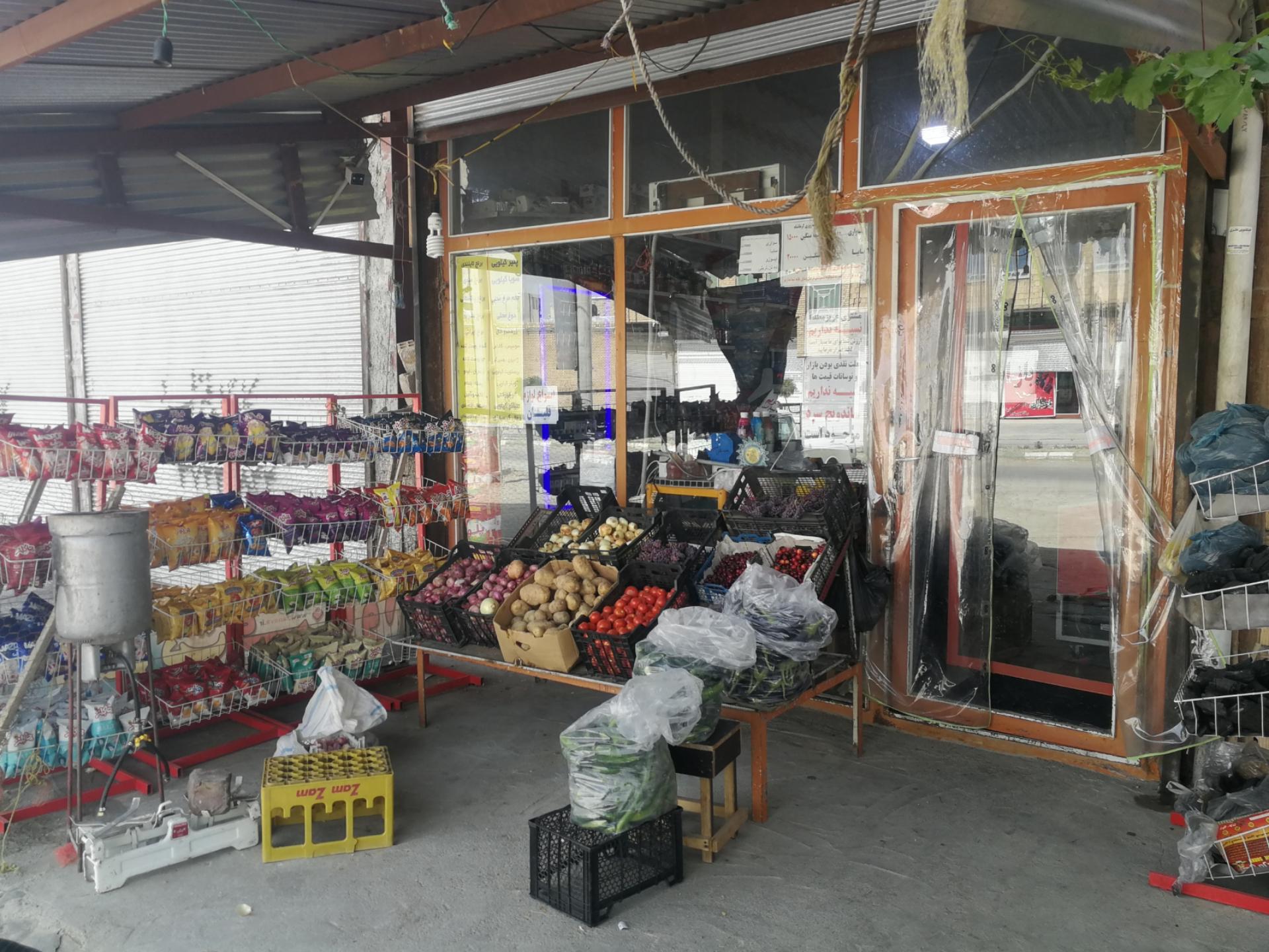 عکس هایپر مارکت امیر هوزمانن