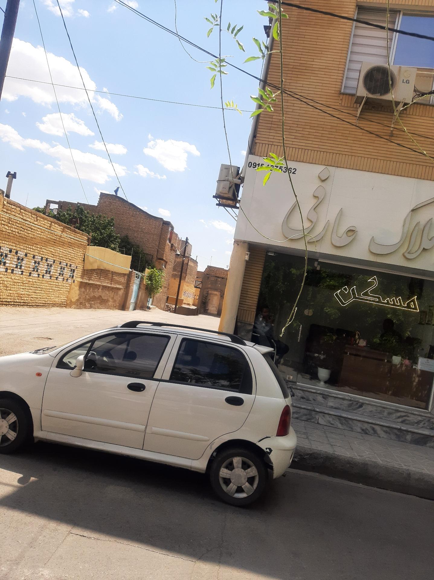 عکس مسکن عارفی