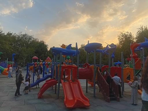 عکس زمین باری کودکان