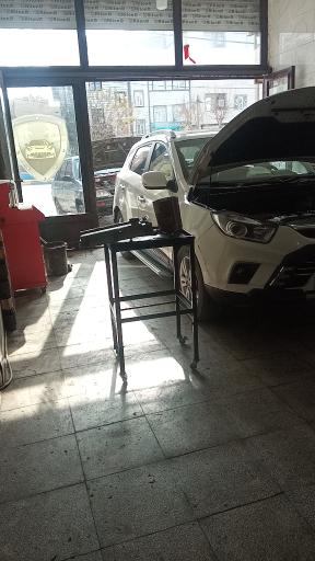 عکس تعمیرگاه تخصصی car20