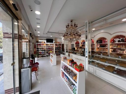 عکس آجیل و خشکبار حدادیان