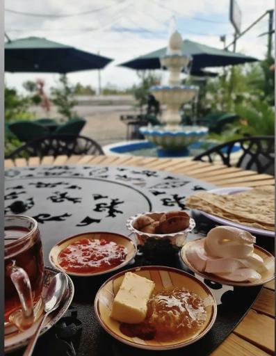 عکس کافه رستوران هیوا