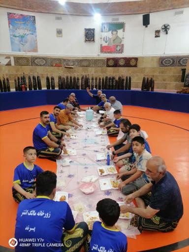 عکس سالن ورزشهای باستانی و زورخانه ای مالک اشتر