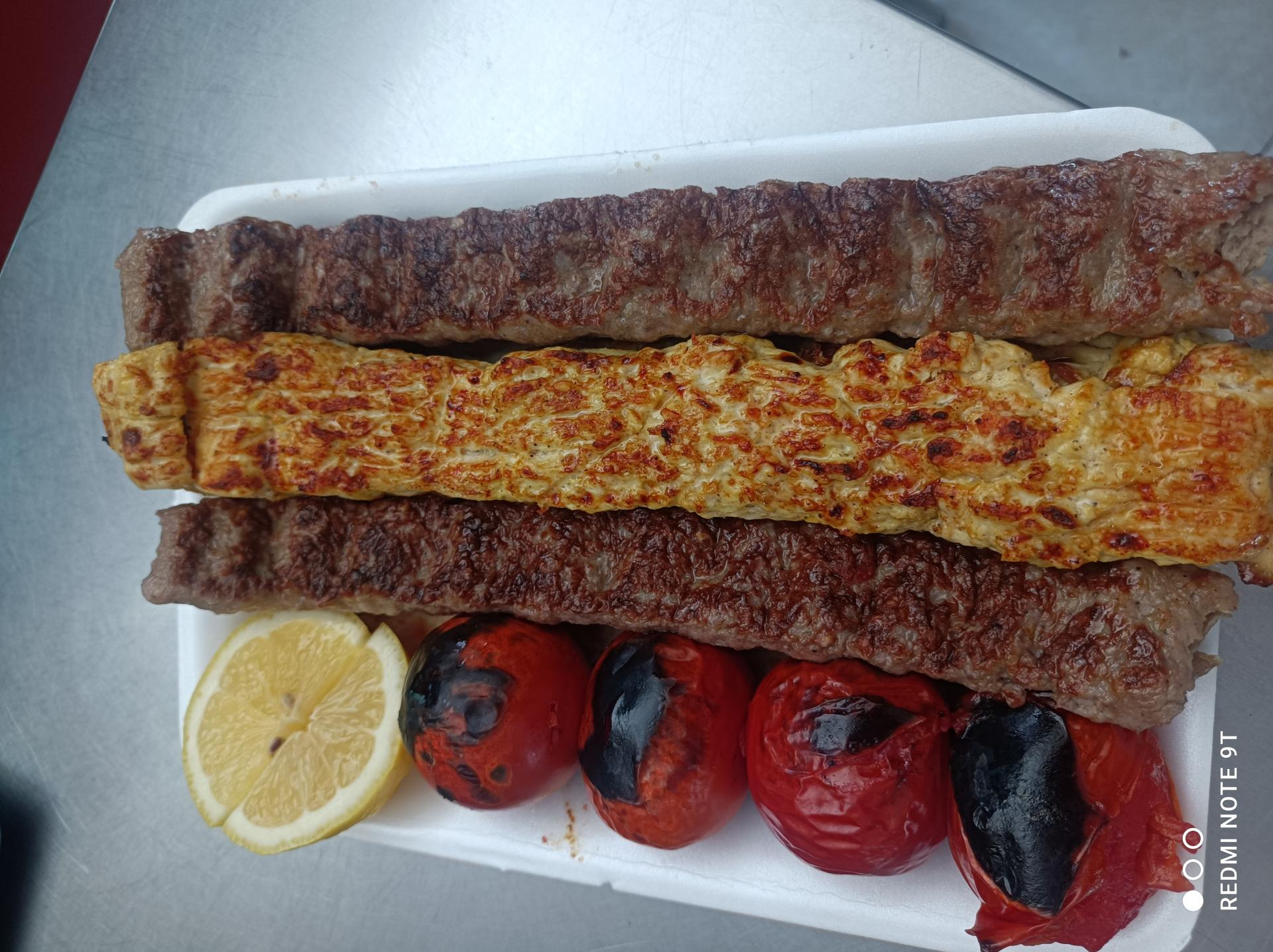 عکس غذای بیرون بر ناردون