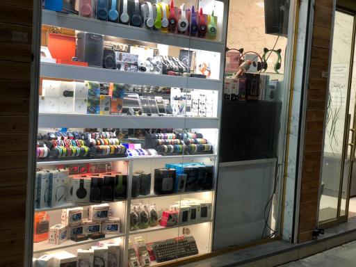 موبایل اصل
