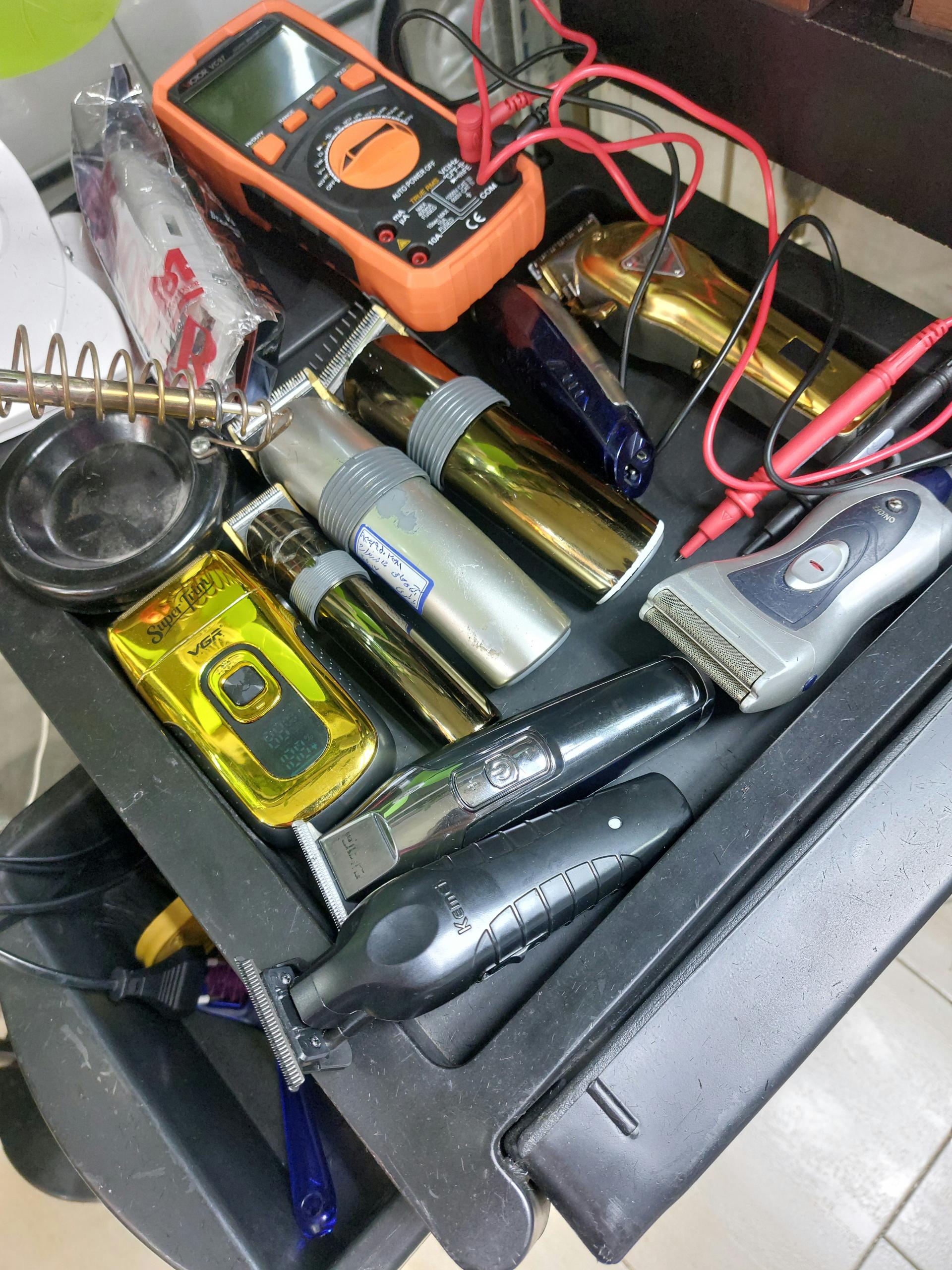 عکس تعمیر ماشین اصلاح