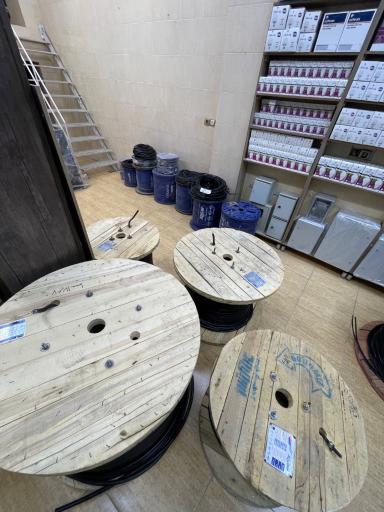 عکس برق صنعت هاشمی