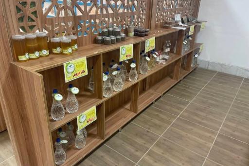 عکس فروشگاه زنجیره ای صنایع دستی سی سی