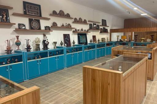 عکس فروشگاه زنجیره ای صنایع دستی سی سی