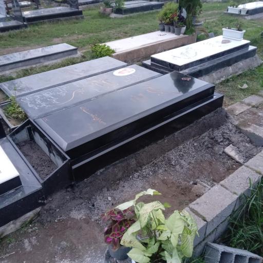 عکس سنگتراشی سنگ مزار مفید