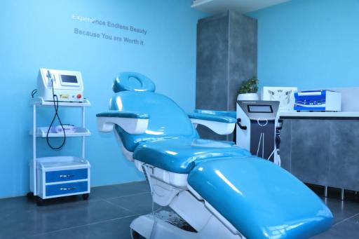 عکس کلینیک زیبایی و لیزر دکتر ساینا