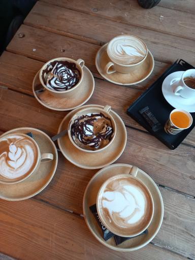 عکس کافه لِمون