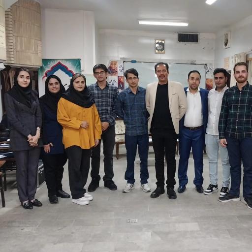 آموزشگاه گویندگی و فن بیان گلبانگ