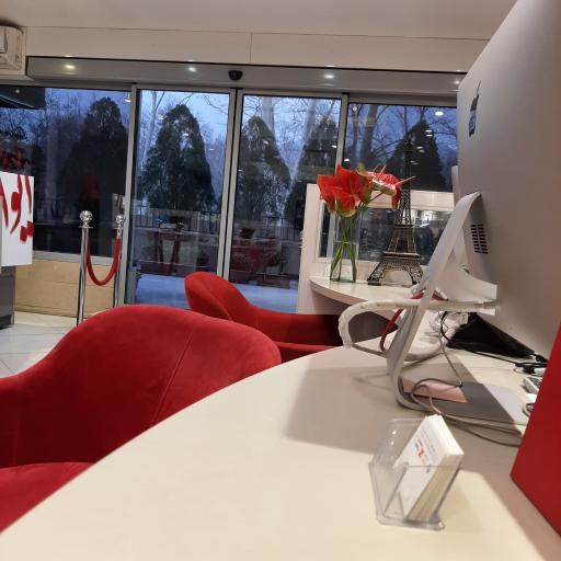 عکس آژانس مسافرتی ایوار