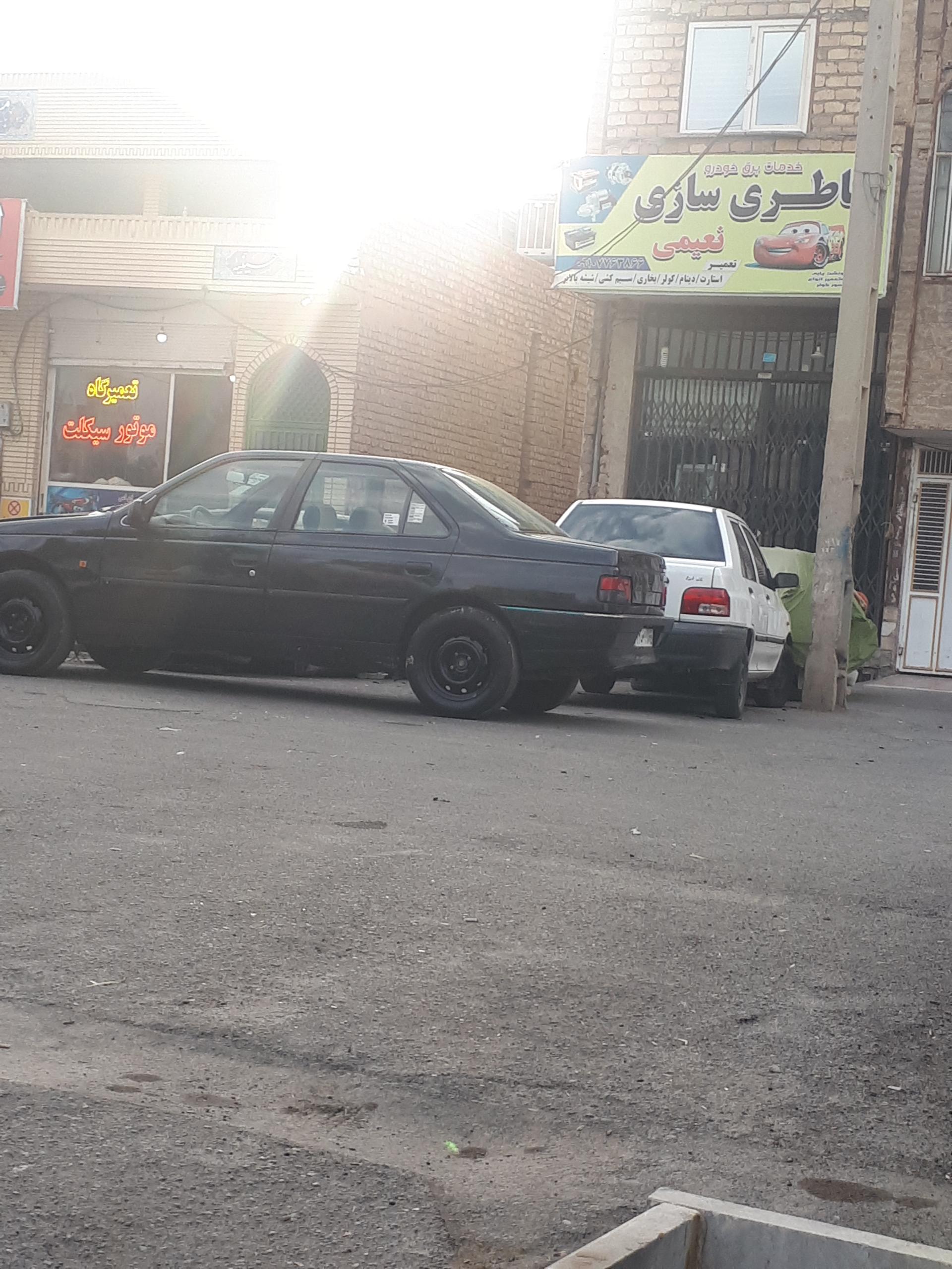 عکس باطری سازی نعیمی