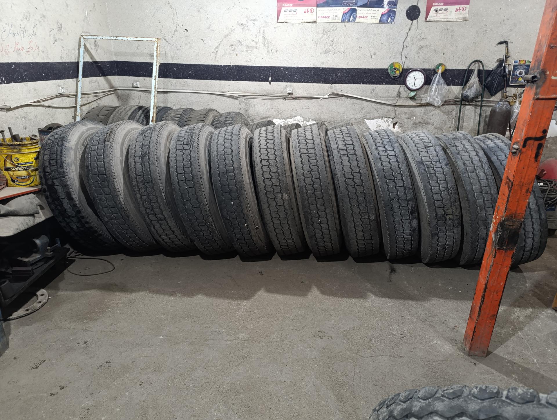 عکس لاستیک فروشی ايرج صیدی