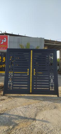 عکس درب و پنجره سازی سعادت