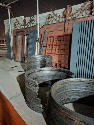 عکس درب و پنجره سازی سعادت