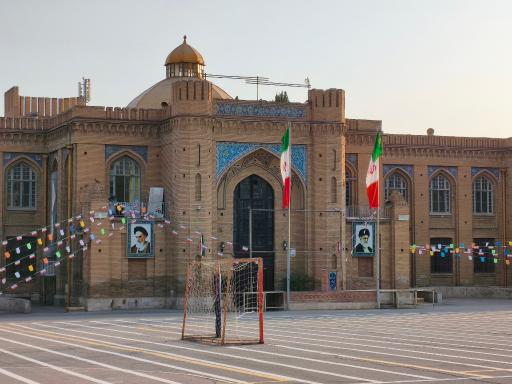 عکس دبیرستان ماندگار البرز