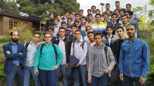 عکس دبیرستان ماندگار البرز