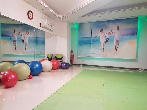 عکس مرکز مراقبت بارداری _مامایی مادر