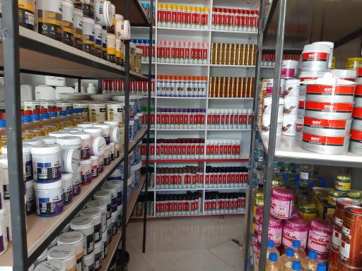 عکس فروشگاه شهر چسب و رنگ