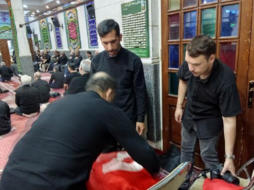 عکس حسینیه فرش فروشان