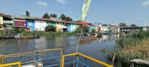 عکس اسکله گردشگری و تفریحی پردیس تالاب کاسپین