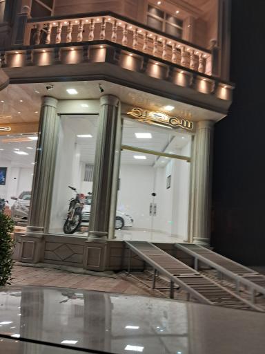 عکس نمایشگاه اتومبیل سعید