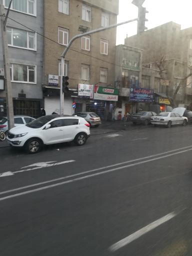 عکس تعویض روغن انواع خودرو کاسترول