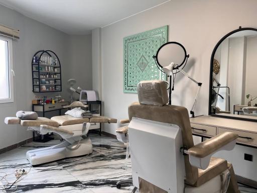 عکس سالن زیبائی بنیتا