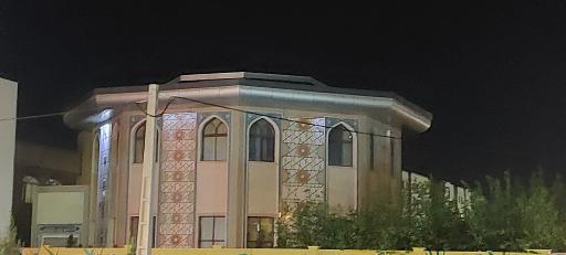 عکس دبیرستان دخترانه حاج محمد ایزدی