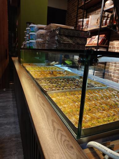 عکس باقلوا علی کیپا