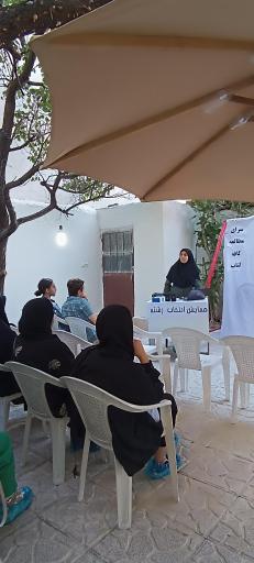 عکس سالن مطالعه کافه کتاب