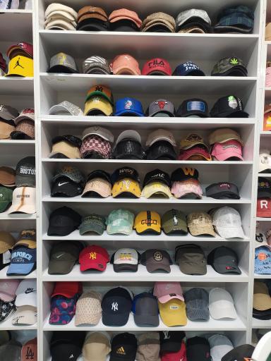 عکس کلبه جوراب