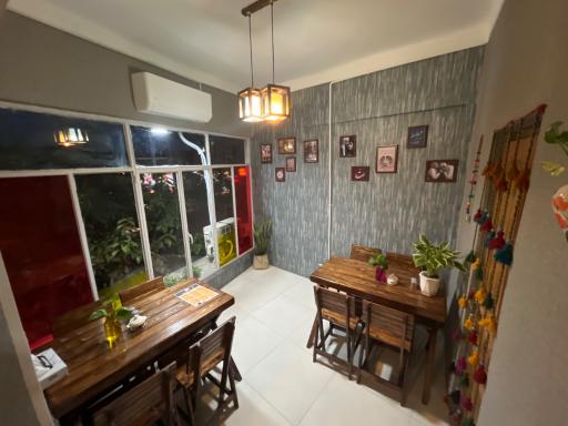 عکس کافی شاپ توحید