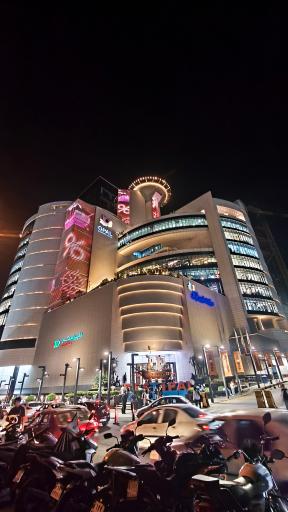 عکس مرکز خرید اپال