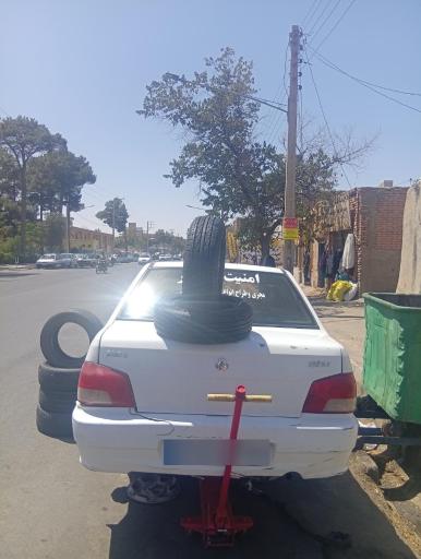 عکس آپاراتی و خدمات لاستیک تیکاف