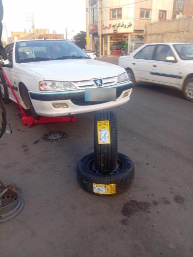 عکس آپاراتی و خدمات لاستیک تیکاف