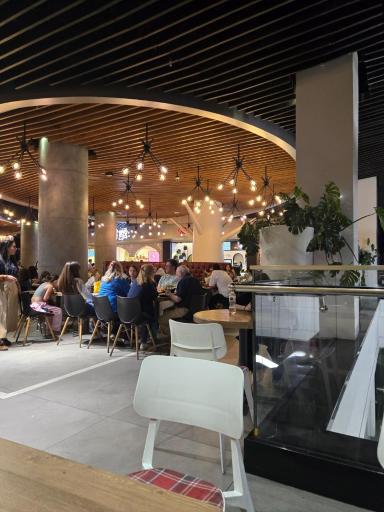 عکس مرکز خرید اپال