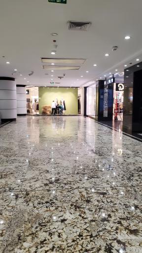 عکس مرکز خرید اپال