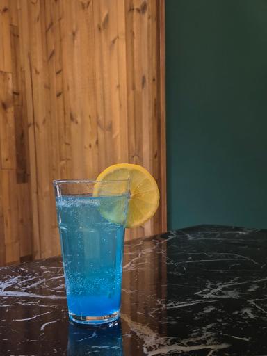 عکس کافی شاپ 1980