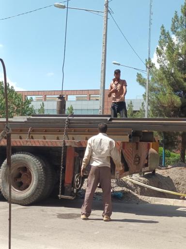 عکس خدمات جرثقیل آزادی