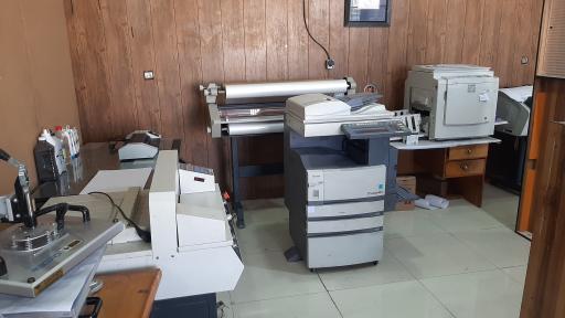 عکس چاپخانه و تابلوسازی کتیبه